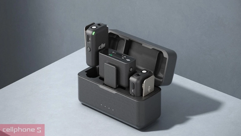 Pin DJI II (TX+TX+RX) 2 MIC dùng liên tục đến 15 giờ