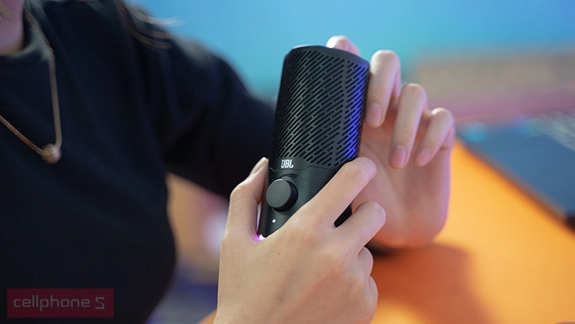Đánh giá Microphone JBL Quantum Stream