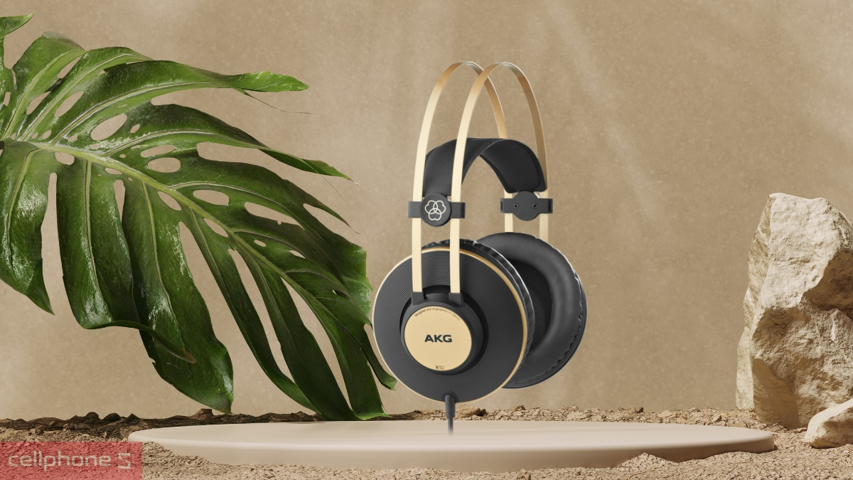 Kết nối tai nghe chụp tai AKG K92