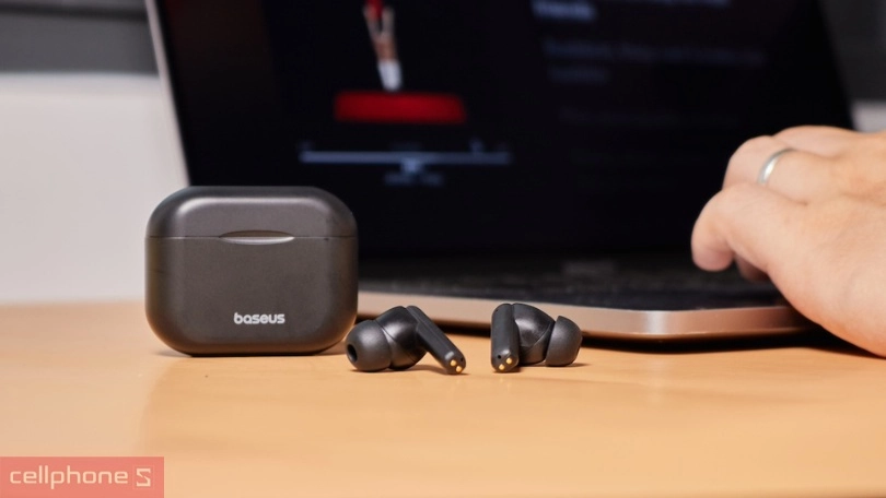 Kết nối tai nghe Baseus Bowie E17