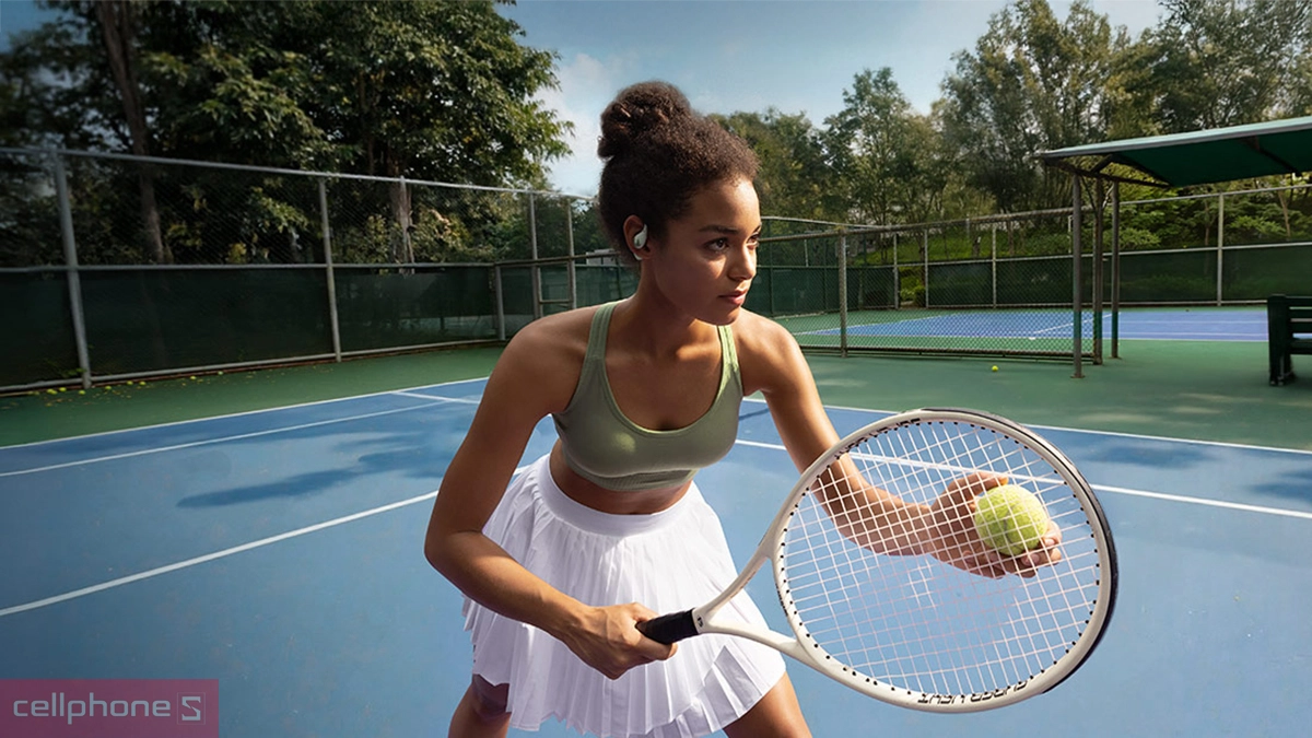 Tai nghe sử dụng thiết kế dạng Open-Ear treo vành tai