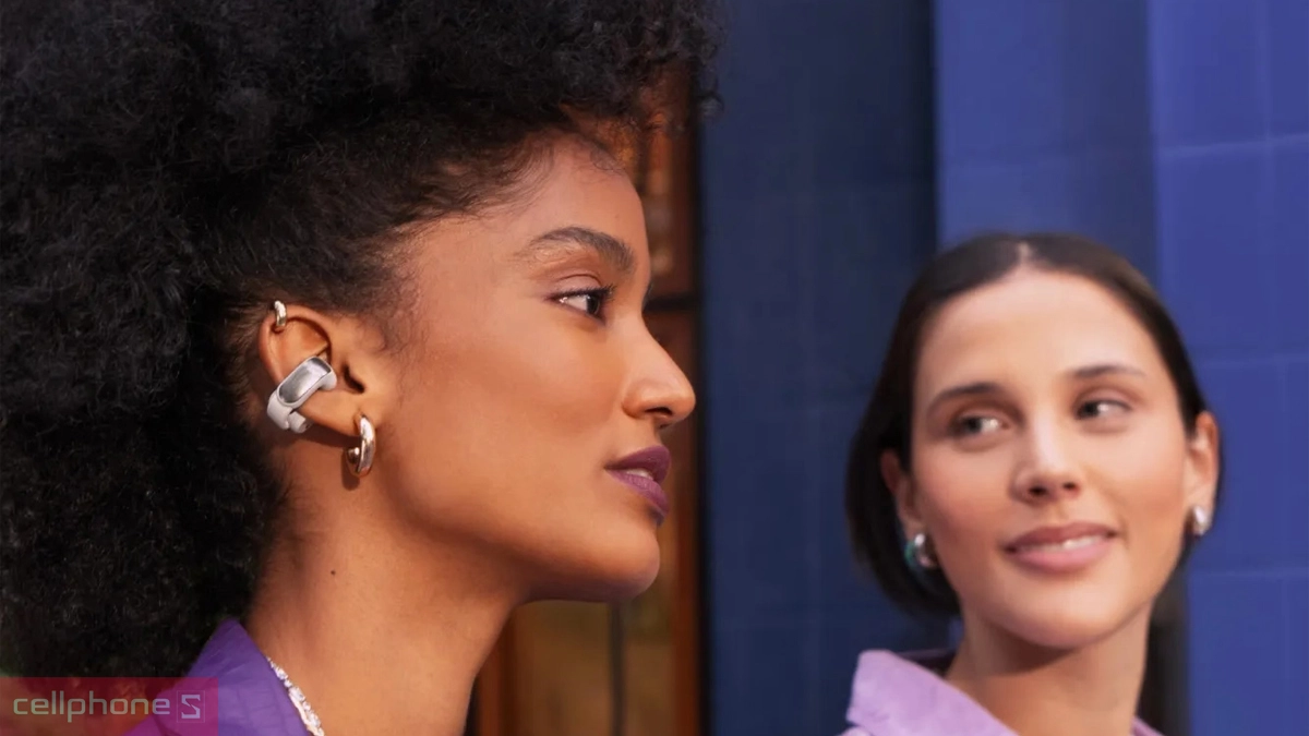 Thiết kế tai nghe thể thao Bose Ultra Open Earbuds