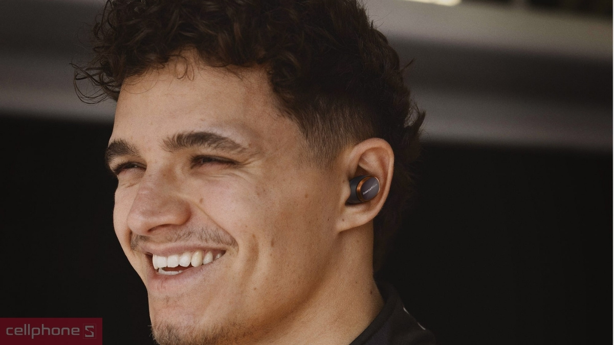 Tai nghe Bowers & Wilkins Px8 McLaren Edition