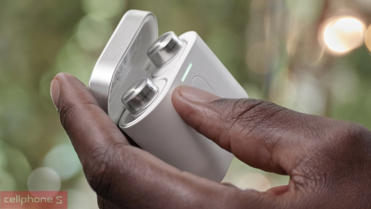 Âm thanh tai nghe Bowers & Wilkins Pi7 S2