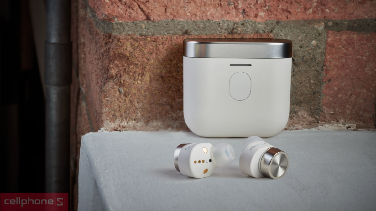 Tai nghe Bluetooth True Wireless Bowers & Wilkins Pi7 S2 sử dụng Bluetooth 5.0