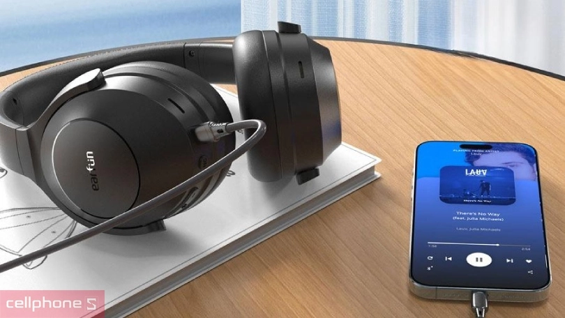 Vì sao nên mua tai nghe chụp tai EarFun Wave Life