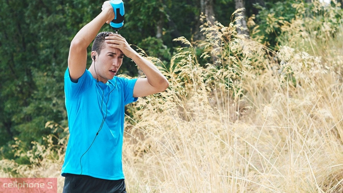 Thiết kế tai nghe bluetooth JBL Endurance Run 3