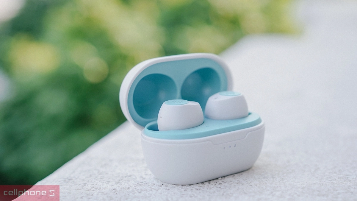 Tai nghe JBL của nước nào