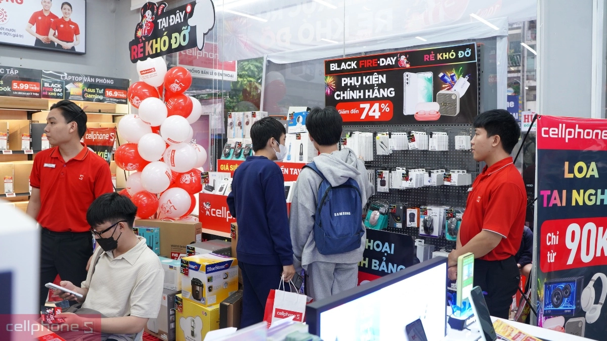 Tại sao nên mua tai nghe Nakamichi tại CellphoneS