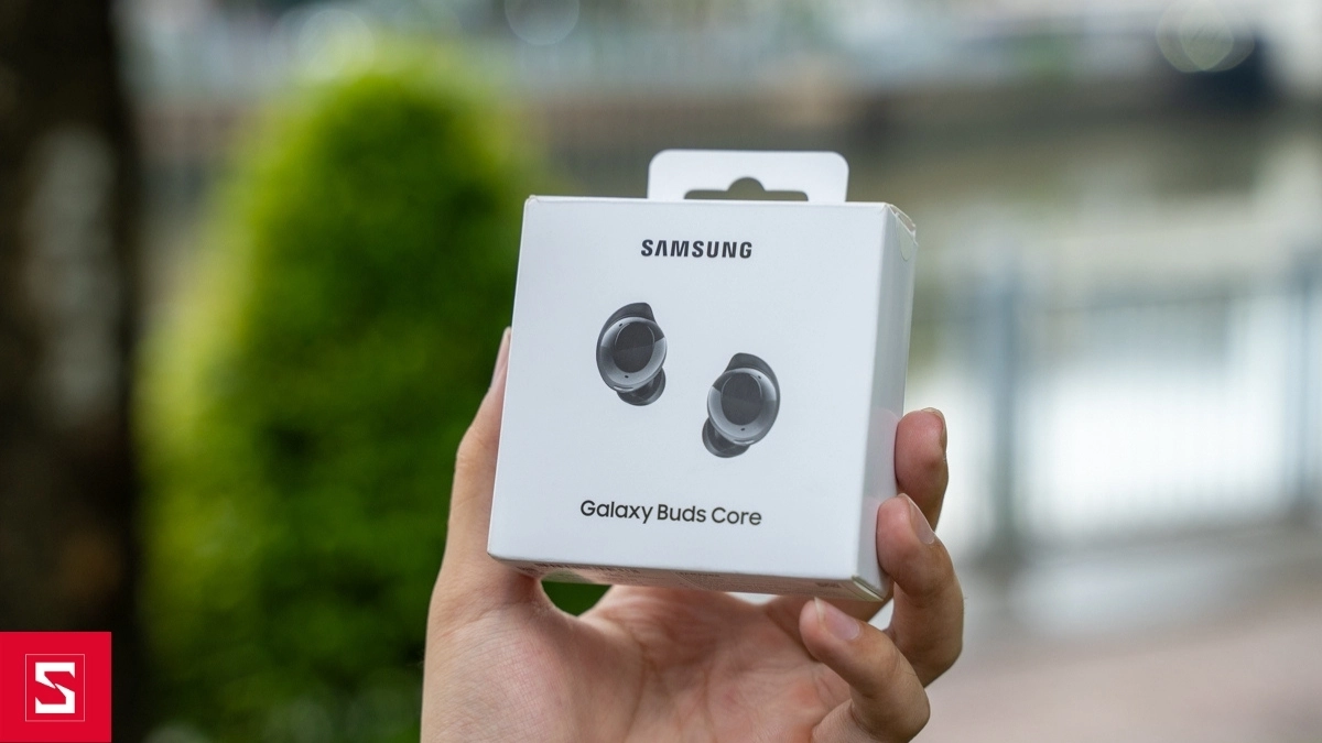 So sánh tai nghe Samsung Galaxy Buds Core với Samsung Galaxy Buds FE