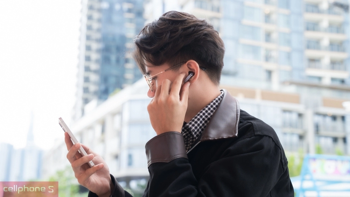 Tính năng chăm sóc sức khỏe tai nghe Samsung