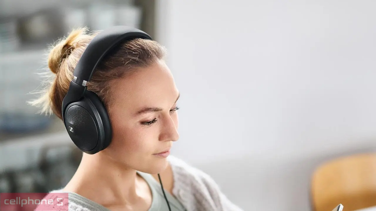 Khả năng vận hành không phụ thuộc vào pin của tai nghe chụp tai Sennheiser HD620S