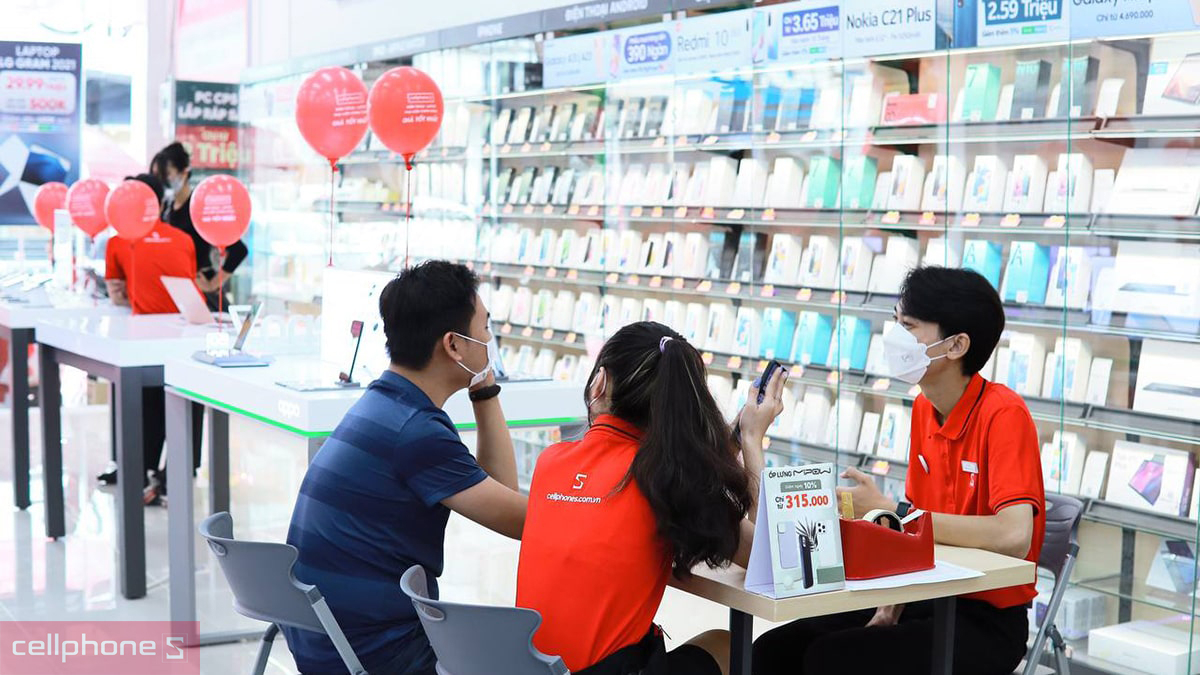 Tại sao nên mua tai nghe Sennheiser tại CellphoneS?