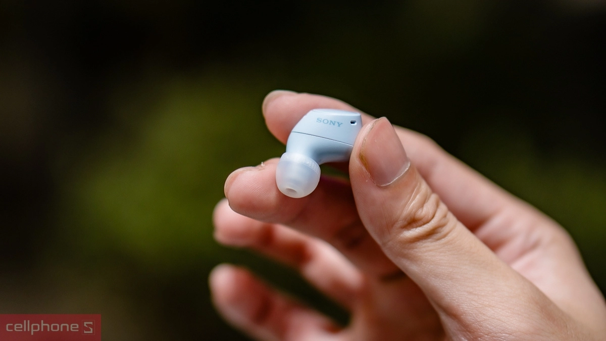 giá tai nghe sony có mắc không