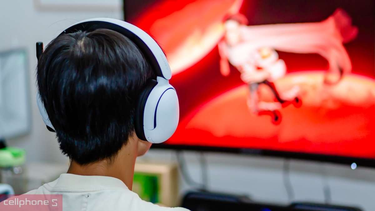 Phong cách hiện đại trên tai nghe Sony