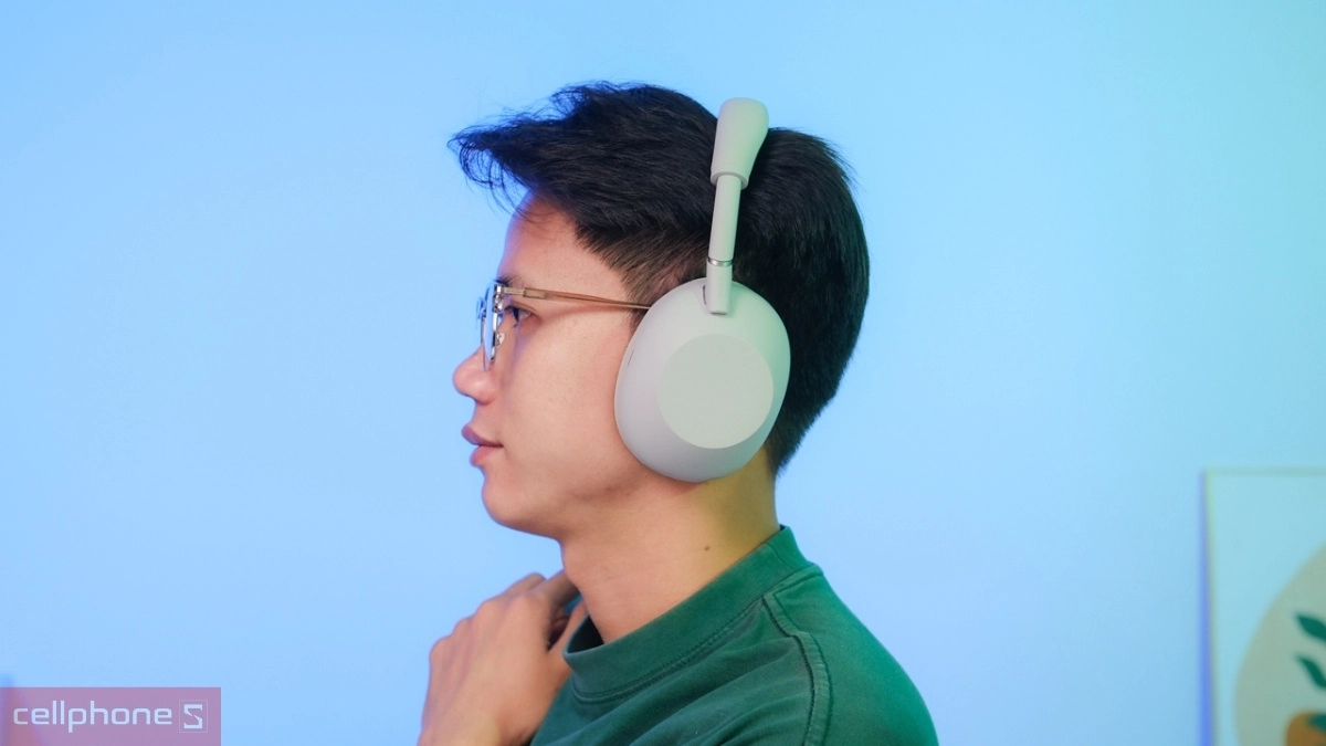 Mẫu tai nghe Sony cho giải trí đa phương tiện