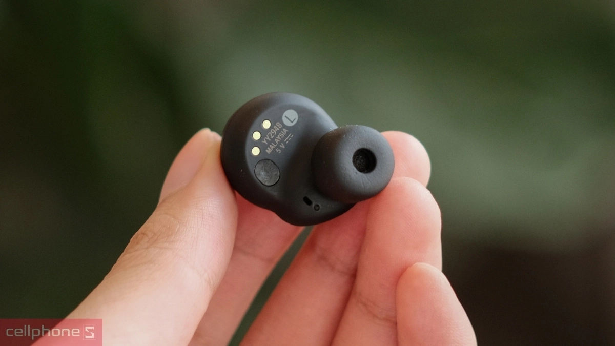 Chất lượng đàm thoại tai nghe Sony