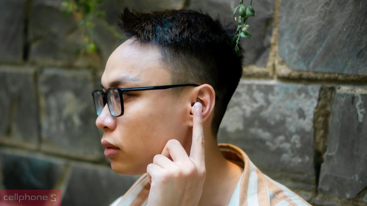 Đàm thoại đa ngôn ngữ nhờ công nghệ xử lý AI