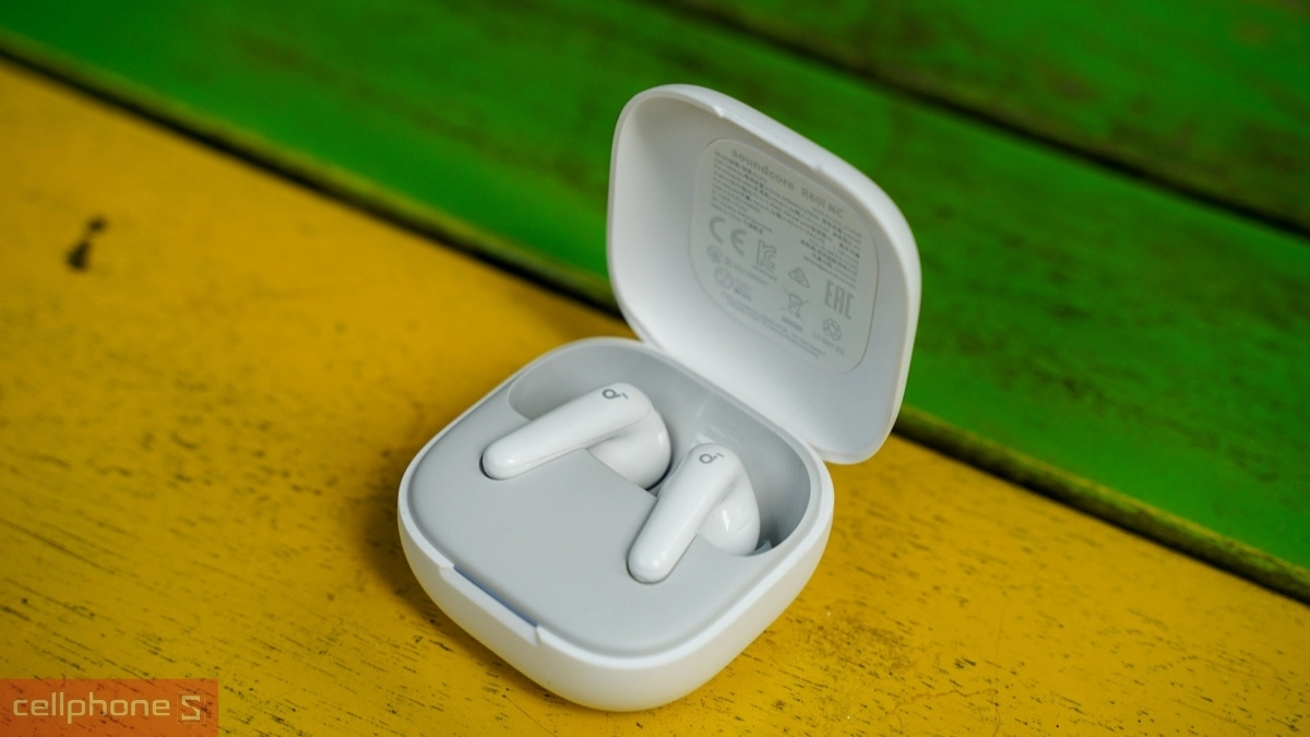 Dịch thuật AI, hỗ trợ đến 100 ngôn ngữ