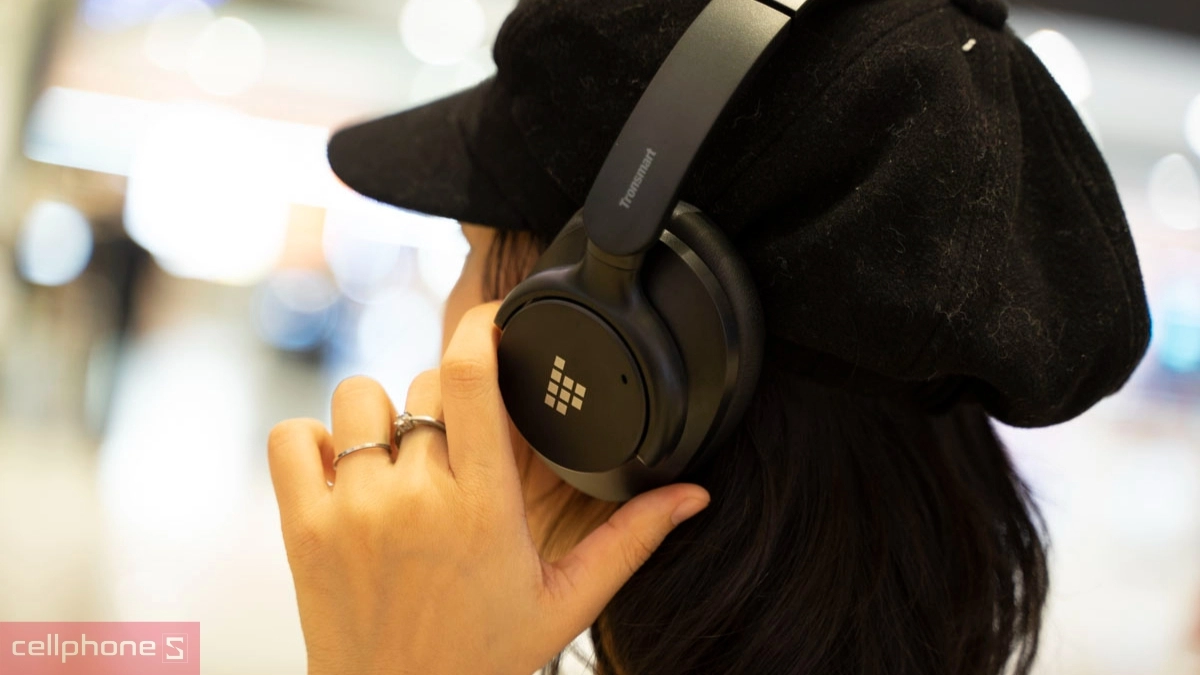 Thiết kế tai nghe chụp tai Tronsmart Soundfii Q20S