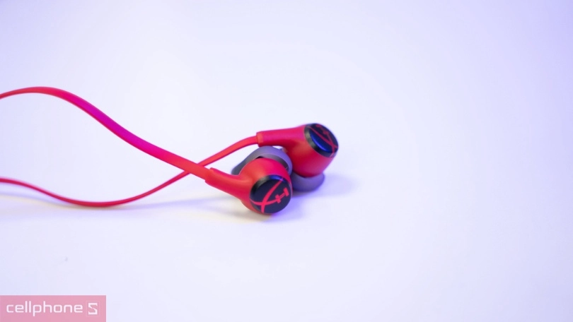 tai-nghe-co-day-chinh-hang-tra-gop-0%-gia-re-nhat-2 Ưu điểm của tai nghe có dây