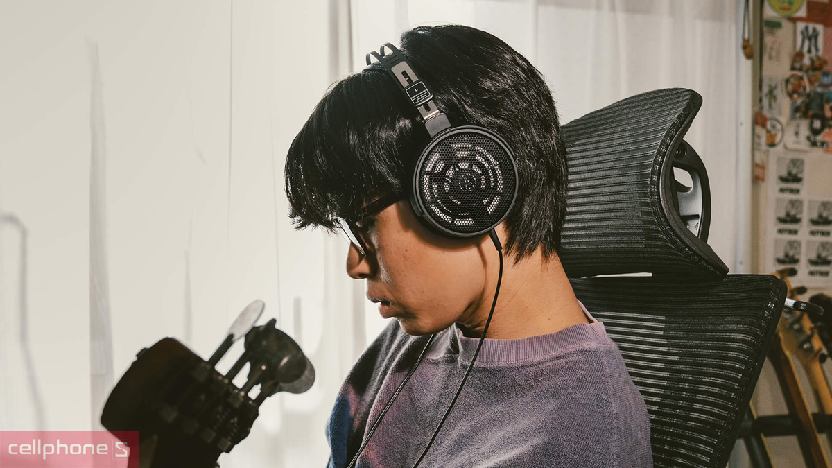 Sản xuất âm nhạc