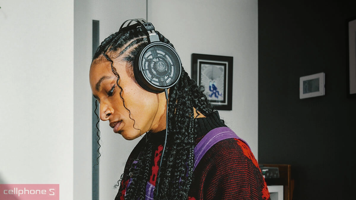 Tai nghe kiểm âm dạng mở (Open-back)