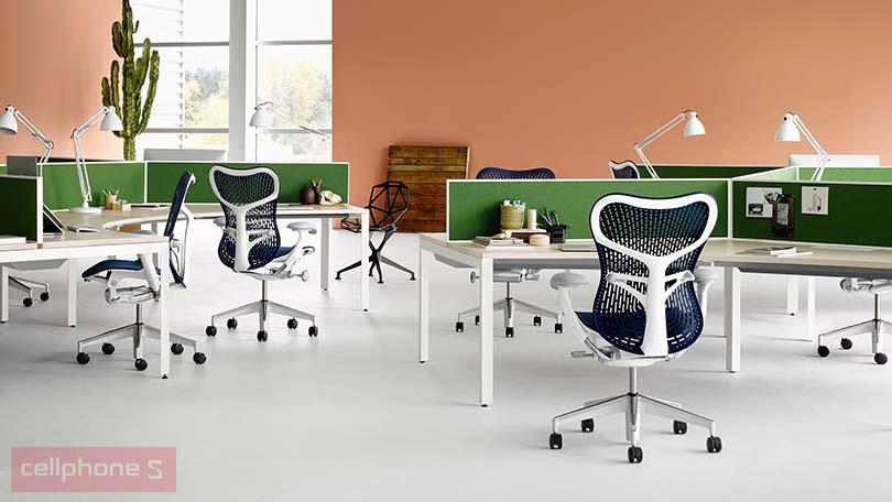 Đánh giá ghế công thái học Herman Miller Mirra 2