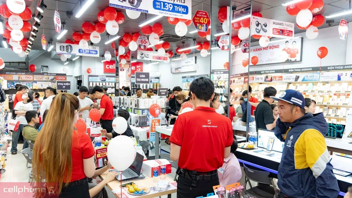 Sản phẩm chính hãng đa dạng, sẵn sàng phục vụ khách hàng