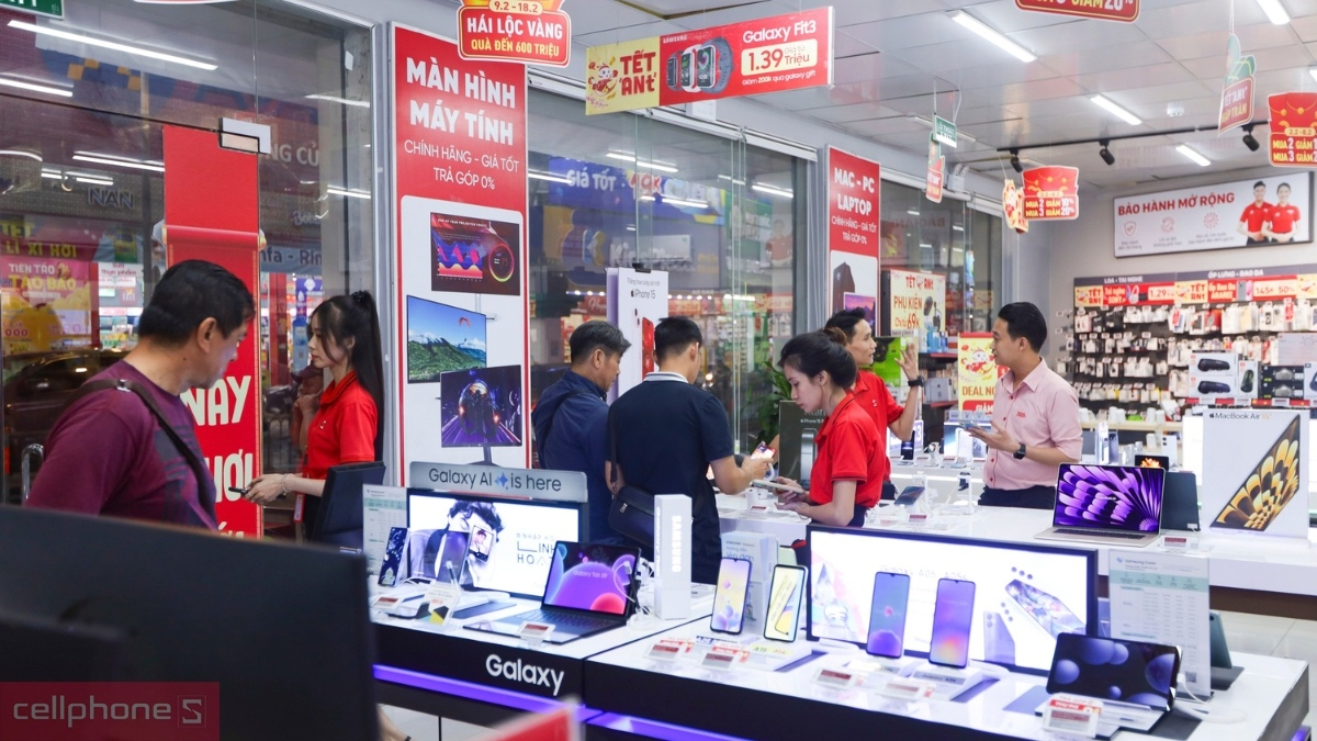 Mua quà 20/10 tại CellphoneS