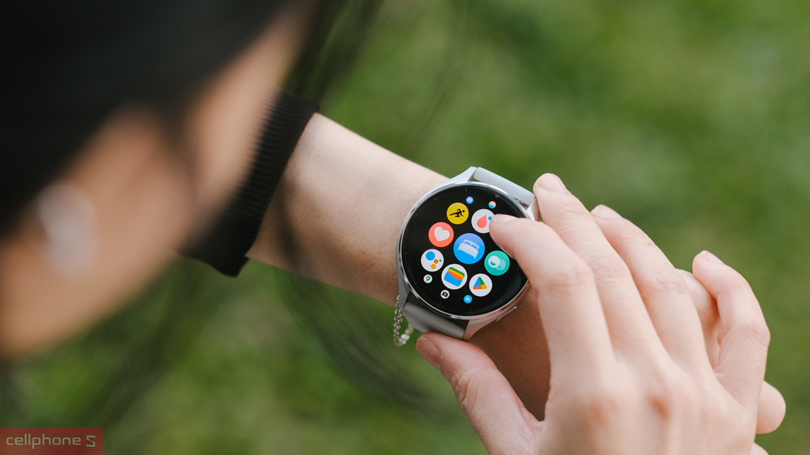 top Đồng hồ thông minh làm quà 8/3 cho cô giáo mầm non phù hợp top Đồng hồ thông minh làm quà 8/3 cho cô giáo mầm non phù hợp