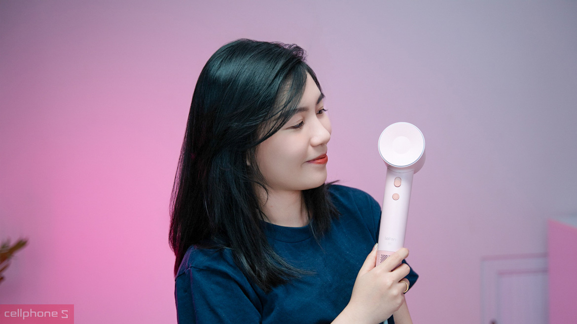 Máy sấy tóc 