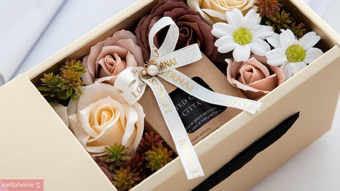 Lưu ý chọn quà 8/3 cho sếp nữ phù hợp