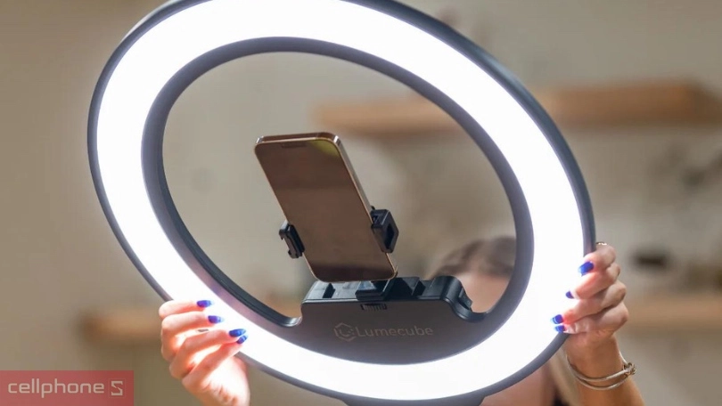 Đèn livestream là thiết bị không thể thiếu của người sáng tạo nội dung Đèn livestream là thiết bị không thể thiếu của người sáng tạo nội dung