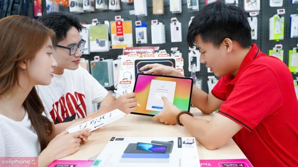 Cửa hàng điện thoại, laptop CellphoneS Bình Định kinh doanh gì