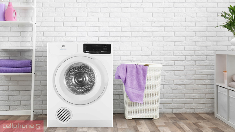 Máy sấy thông hơi Electrolux 7kg EDV705HQWA - Cơ chế sấy giảm nhăn và giảm phai màu ấn tượng