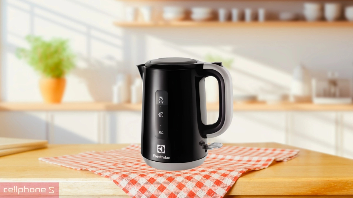 Thiết kế ấm đun siêu tốc Electrolux 1.7L EEK3505