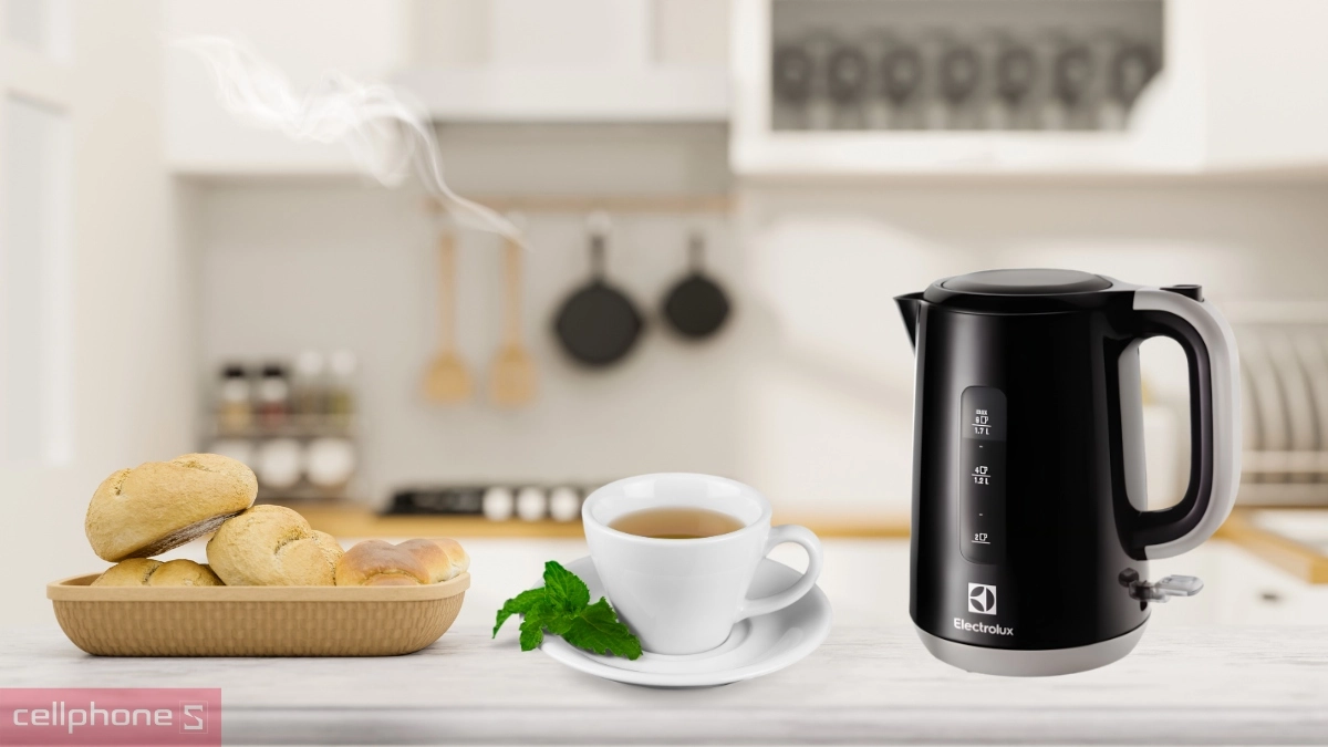 Khả năng tự ngắt điện ấm đun siêu tốc Electrolux 1.7L EEK3505