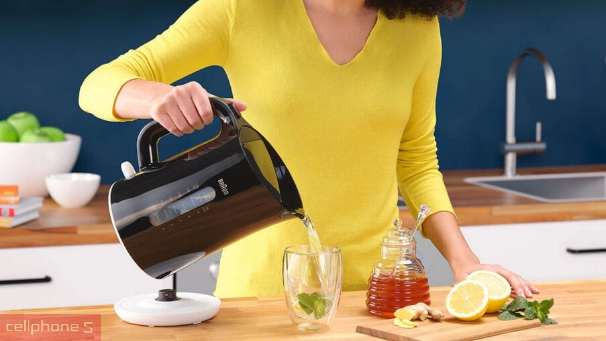 Ấm đun siêu tốc Braun