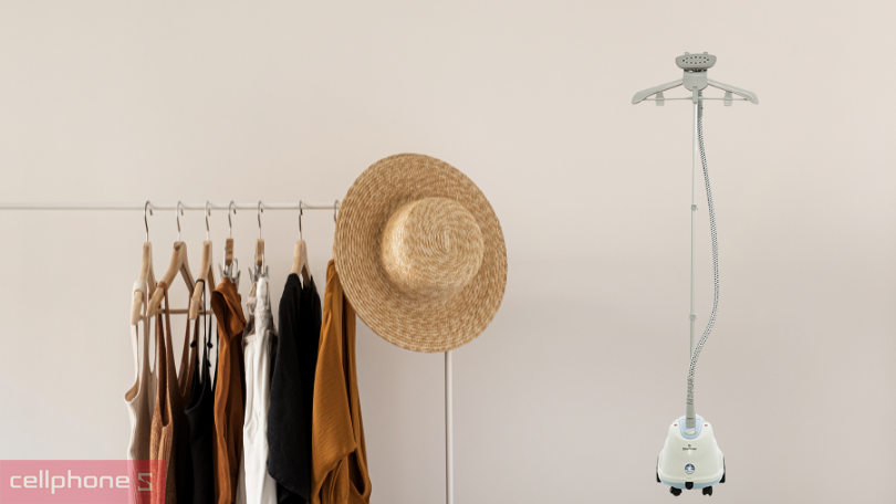 Bàn ủi hơi nước đứng BlueStone GSB-3911 1.6 Lít 1800W