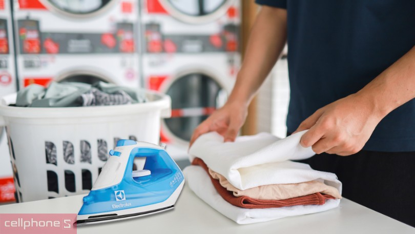 Vì sao nên mua bàn ủi hơi nước Electrolux ESI4017
