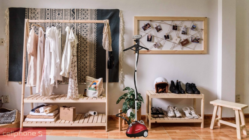 Bàn là hơi nước đứng Kangaroo KG756 2030W thông minh, ủi nhanh, dung tích bình chứa lớn