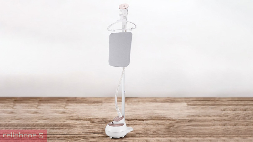 Bàn là hơi nước đứng Kangaroo KG75B01 – Mạnh mẽ, phẳng phiu quần áo