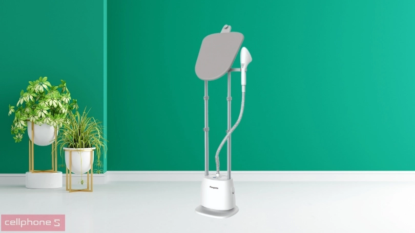 Bàn ủi hơi nước đứng Kangaroo KG75B8 - ủi phẳng mọi loại quần áo với công suất 1580W 