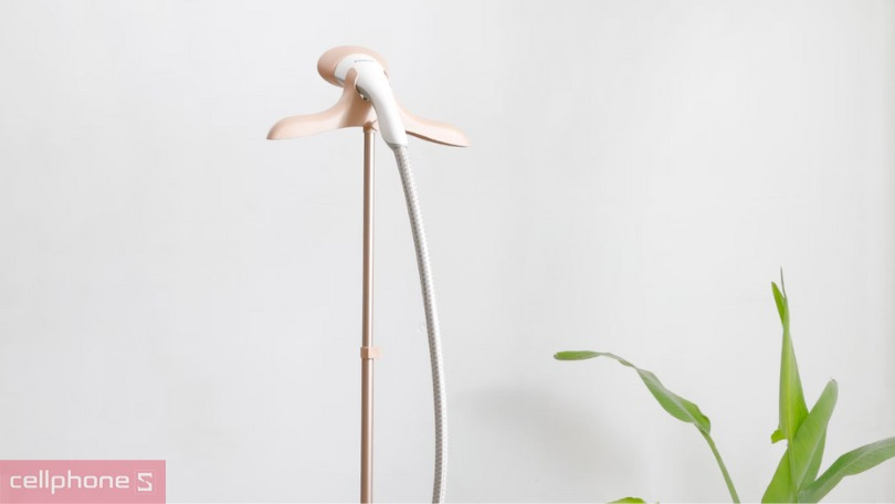 Bàn ủi hơi nước đứng Panasonic NI GSG060WRA 2000W đi kèm găng tay bảo vệ