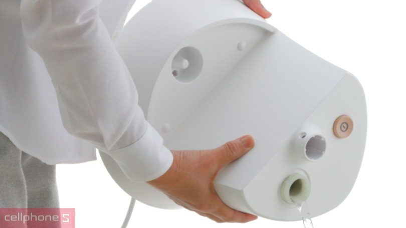 Bàn ủi hơi nước đứng Panasonic NI GSG060WRA 2000W đi kèm găng tay bảo vệ