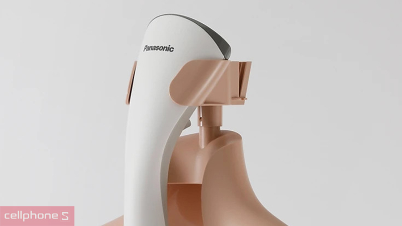 Bàn ủi hơi nước đứng Panasonic NI-GWE080WRA 2140W - Phun hơi mạnh mẽ, sử dụng tiện lợi