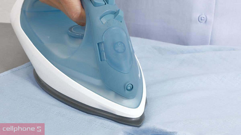 Tiện ích đi kèm bàn ủi hơi nước Panasonic NI-S430GRA 2300W