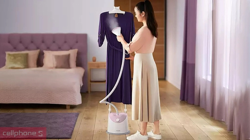 Thiết kế bủi hơi nước đứng Philips GC485/49 1800W