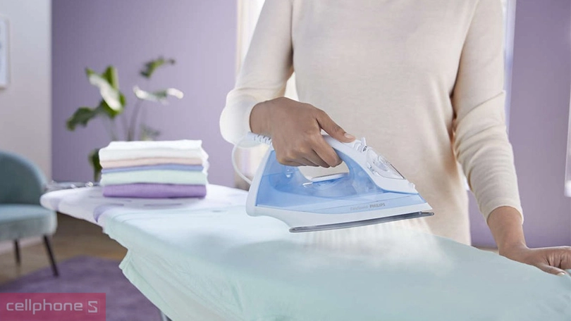 Bàn ủi hơi nước Philips GC1740/20 - Ủi đồ nhanh hơn, tiết kiệm thời gian